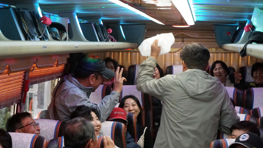 img.jpg?credential=yqXZFxpELC7KVnFOS48yl