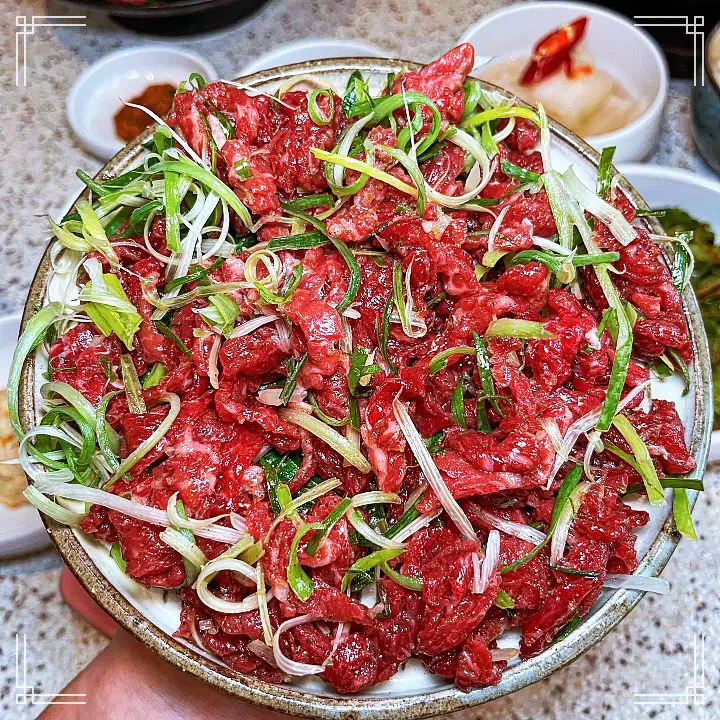 진심 가득 건강 담은 맛 강동구 천호동 맛집 추천 생방송투데이 10년간 발로 뛰며 찾은 맛! 최상급 1++ 한우 숯불 구이 소고기 손말이 오늘방송 맛의승부사 맛집