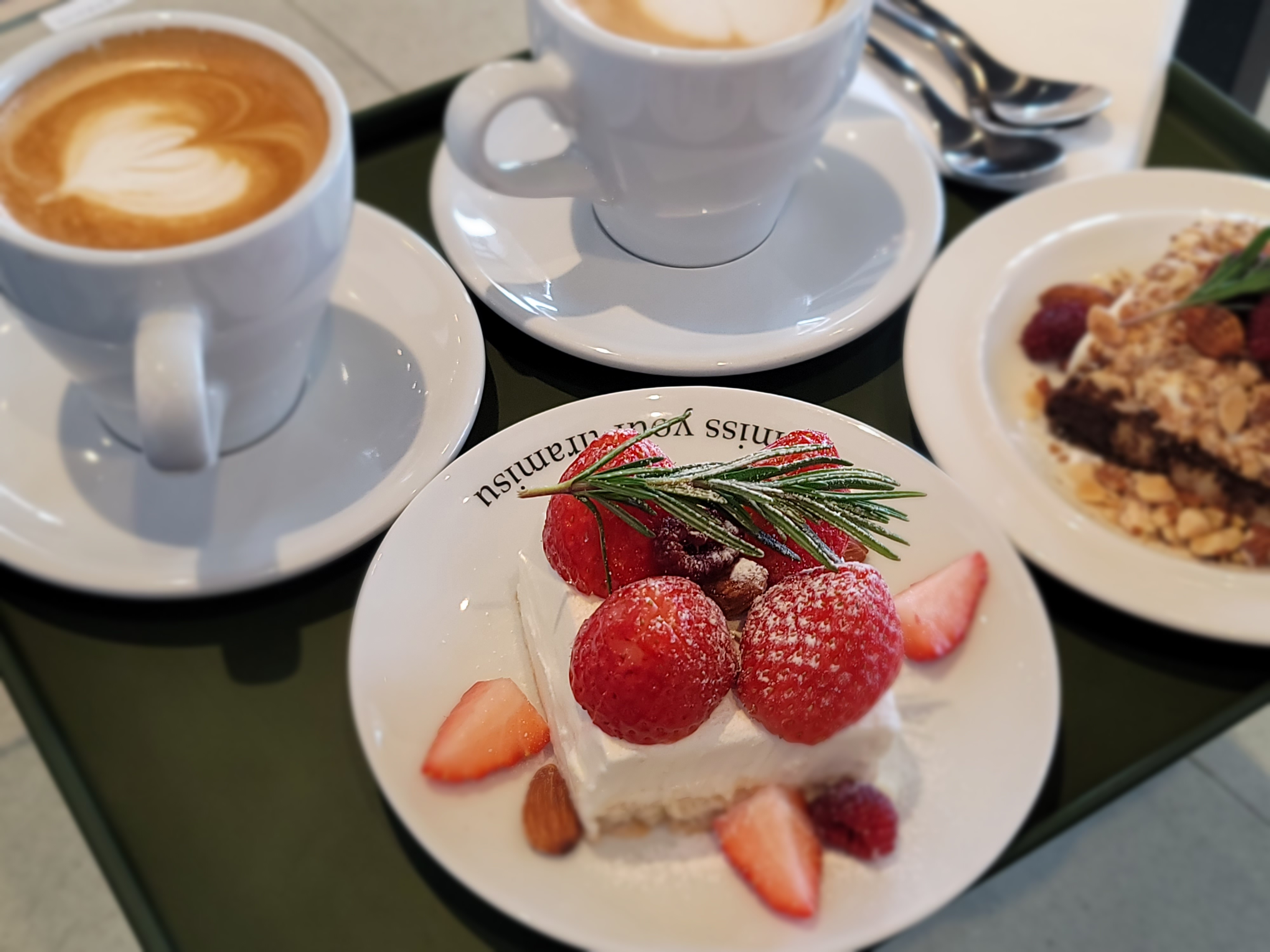 어마무시 커피와 티라미수