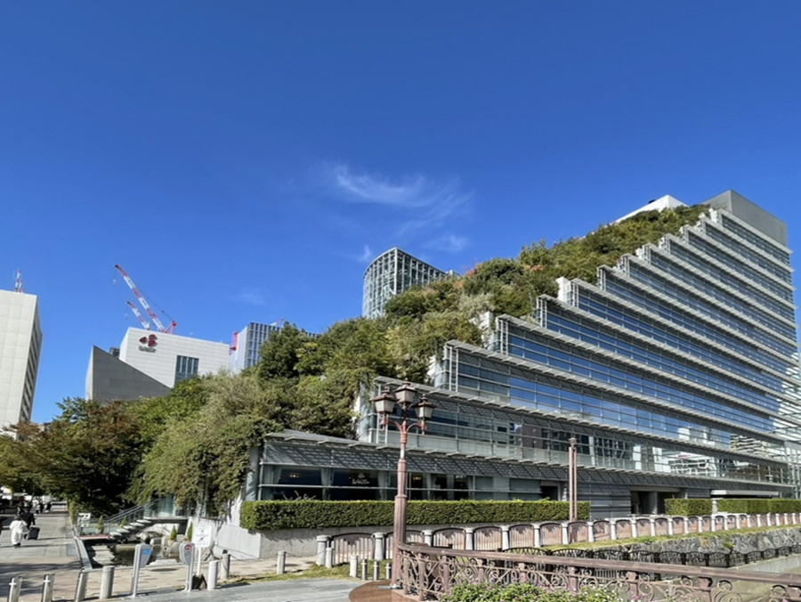 아크로스 후쿠오카 외관