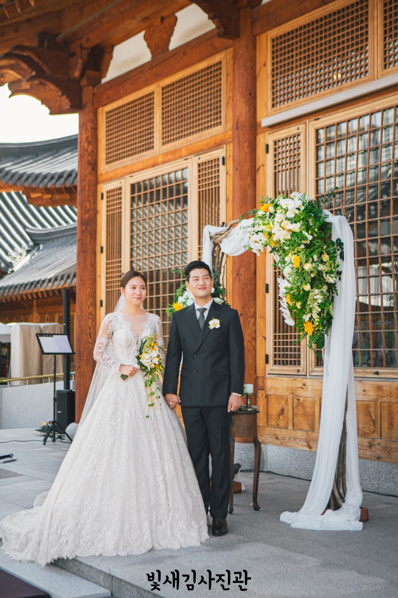 경원재 한옥 야외 결혼식 웨딩 본식스냅 35