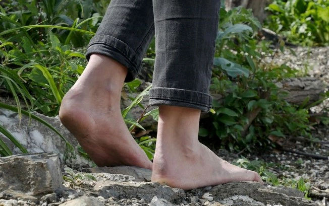맨발 걷기 효능 6가지