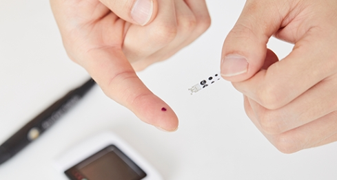 ์๋์ด ์ ์ฐ์ ์ด๋, ๊ฑด๊ฐ ์๋ช
์ ๋๋ฆฌ๋ ์ต๊ณ ์ ์ต๊ด