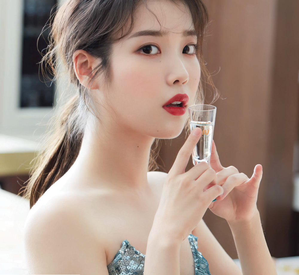 아이유 사진 모음 / 무대 코디 패션 / 일상 사복 패션