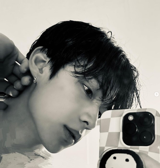 DKZ 경윤 인스타그램