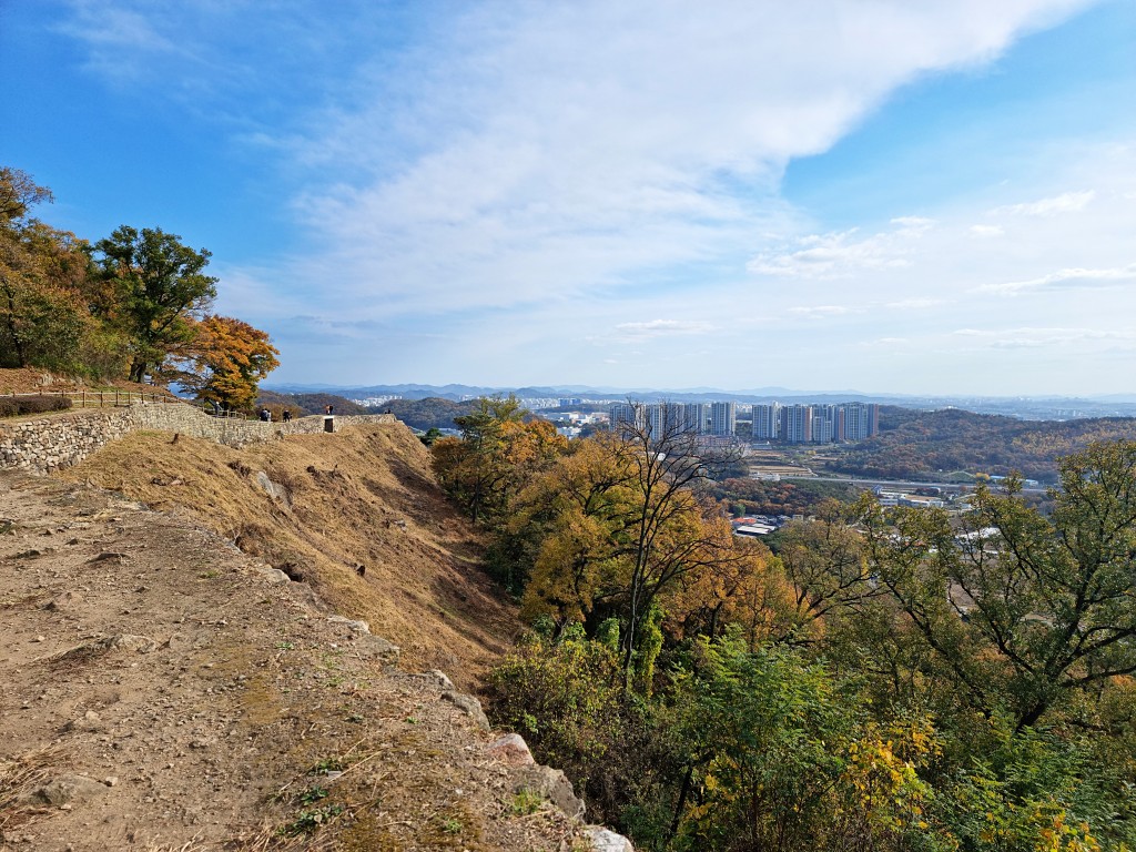 오산 가볼만한곳 - 오산 독산성과 세마대지