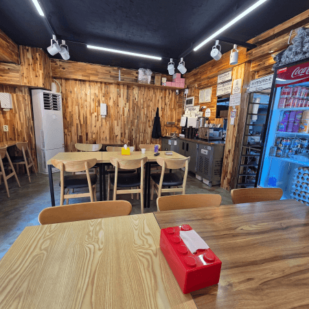 알밥 맛집 알촌 내부