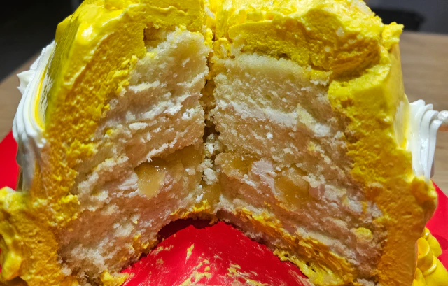 백설공주 애플&망고 케이크-자른 단면