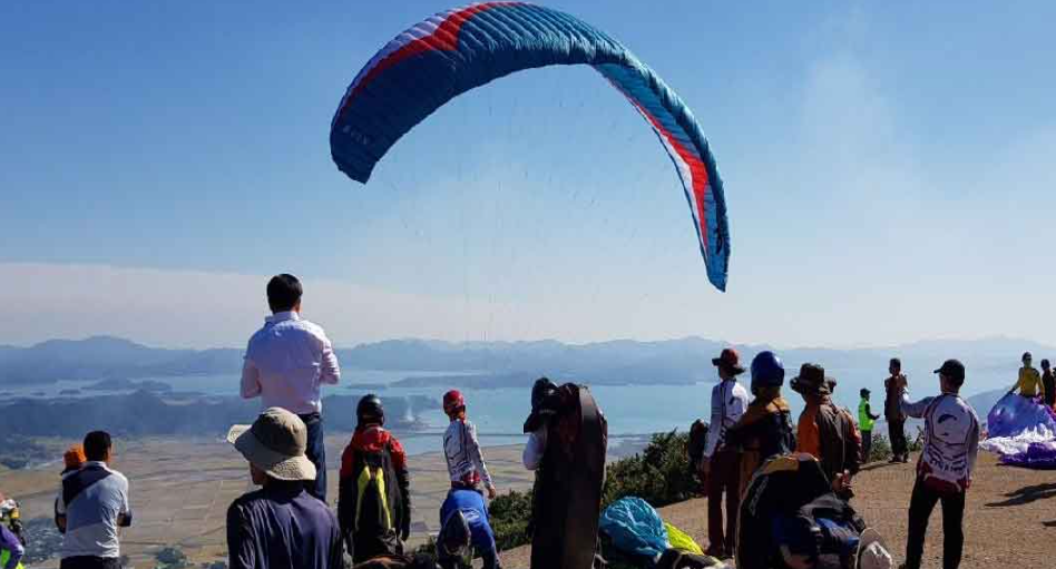 주월산 전망대와 패러글라이딩