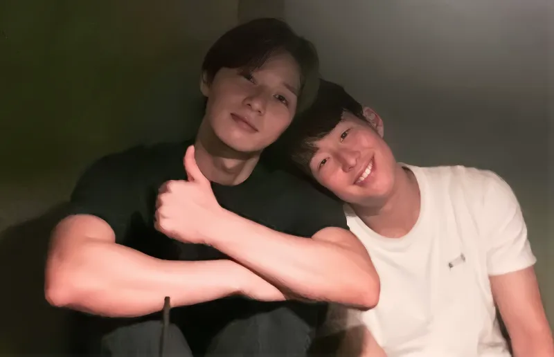 박서준손흥민커피차, 손흥민박서준우정, 연예인커피차선물, 박서준촬영장커피차, 손흥민응원, 박서준차기작, 연예계브로맨스, 월드클래스우정, 손흥민선물, 박서준손흥민브로맨스