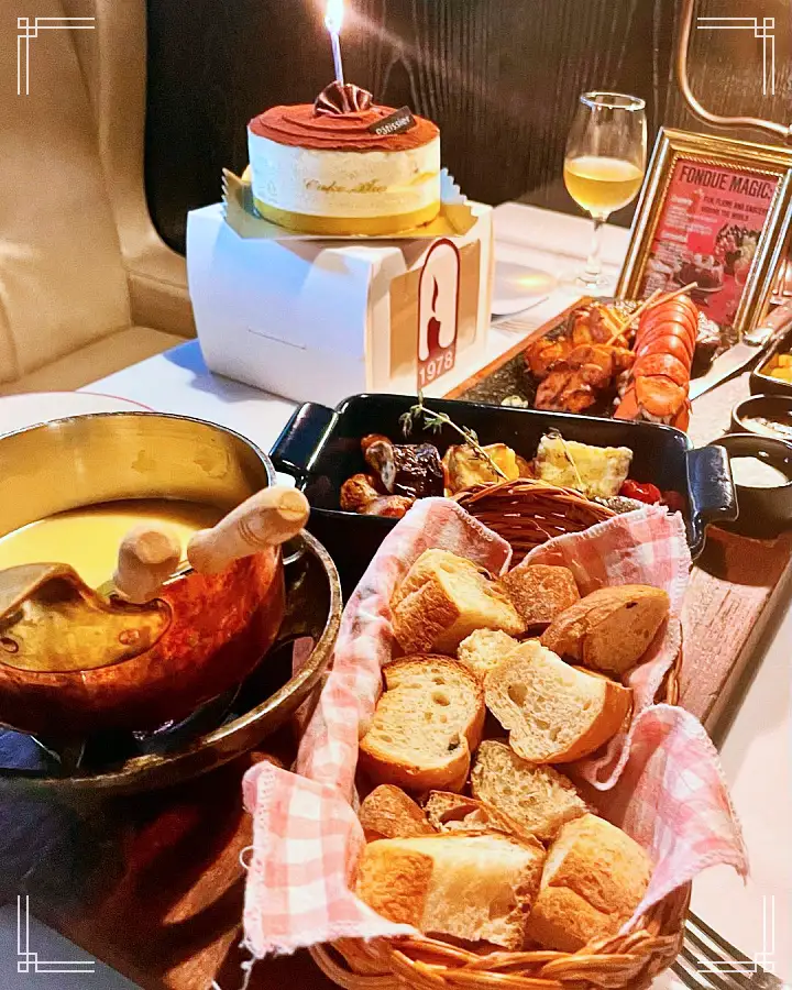 양념게장 돌짜장 돌판짜장 맛집 온천 실내데이트 코스 시몬스 침대 카페 별빛 정원 여행 가볼만한 곳 추천 생방송투데이 이천 떴다 동네방네