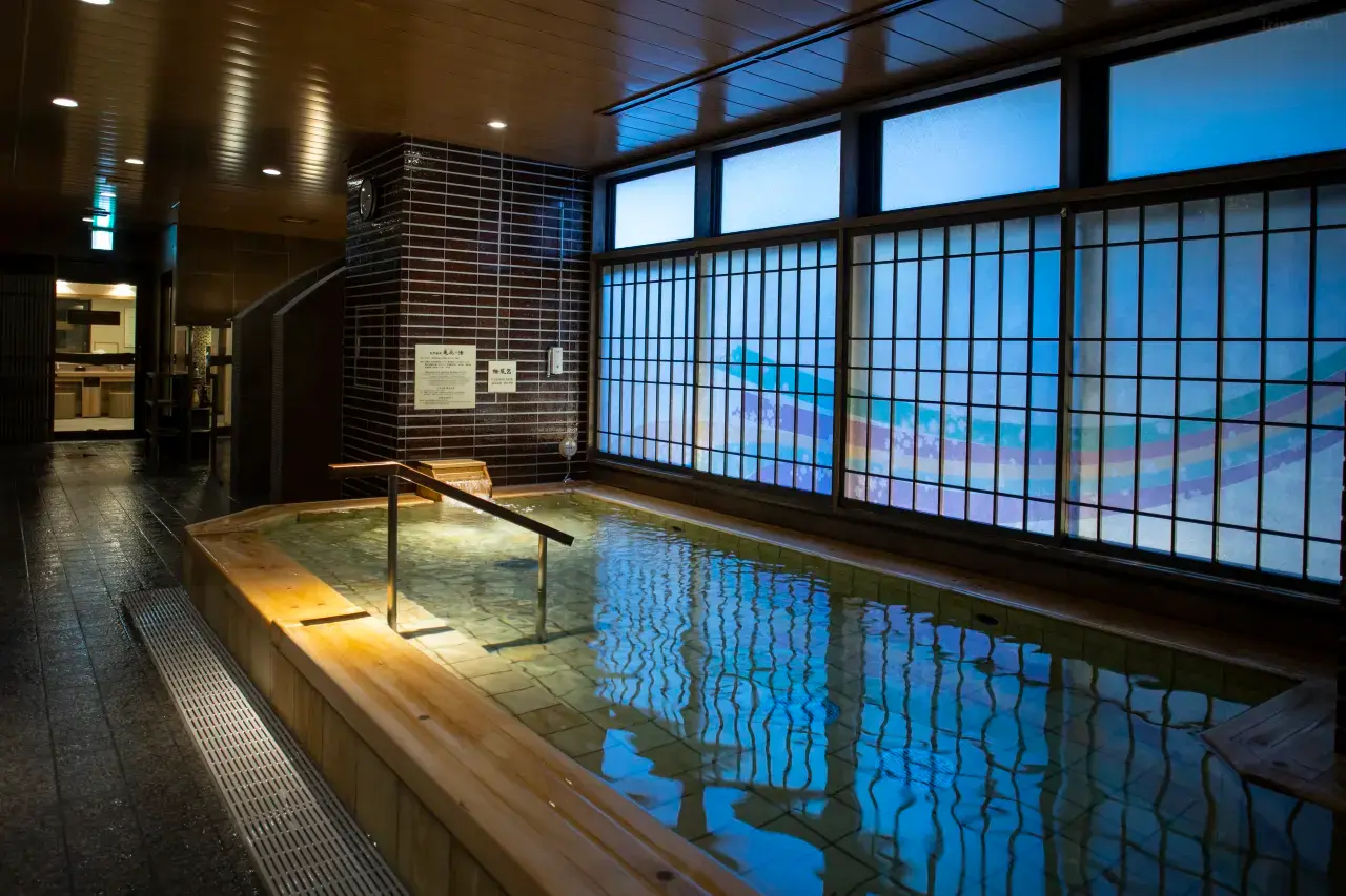 온야도노노교토시치조내추럴핫스프링_온천