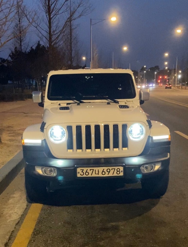 지프랭글러 오버랜드하드탑