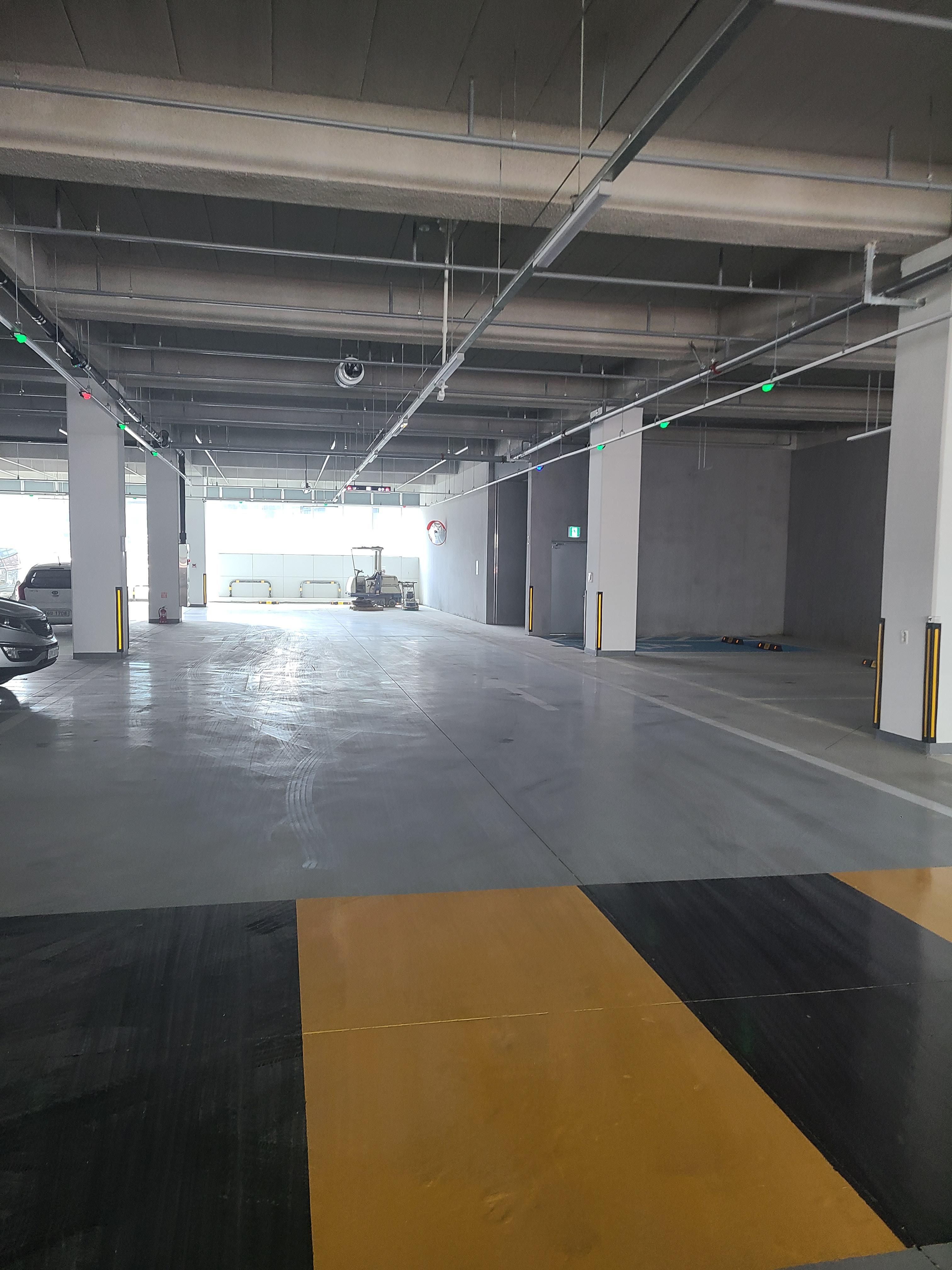 송도 AIT센터 4층이하 섹션오피스 및 주차장10