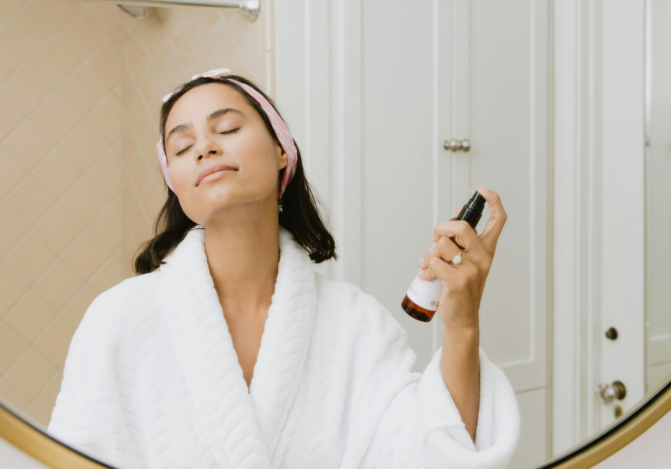 히알루론산, 피부와 건강을 지키는 숨은 히어로!