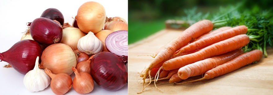 양파와 마늘이 같이 쌓여 있는 사진과 홍당무를 쌓아 놓은 사진