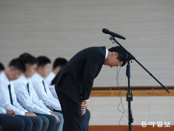 배재고 사과 방문: '지역 조롱 구호' 배재고 야구부, 광주일고 직접 찾아 진심 어린 공식 사과 및 국립 5&middot;18 민주묘지 참배 전말