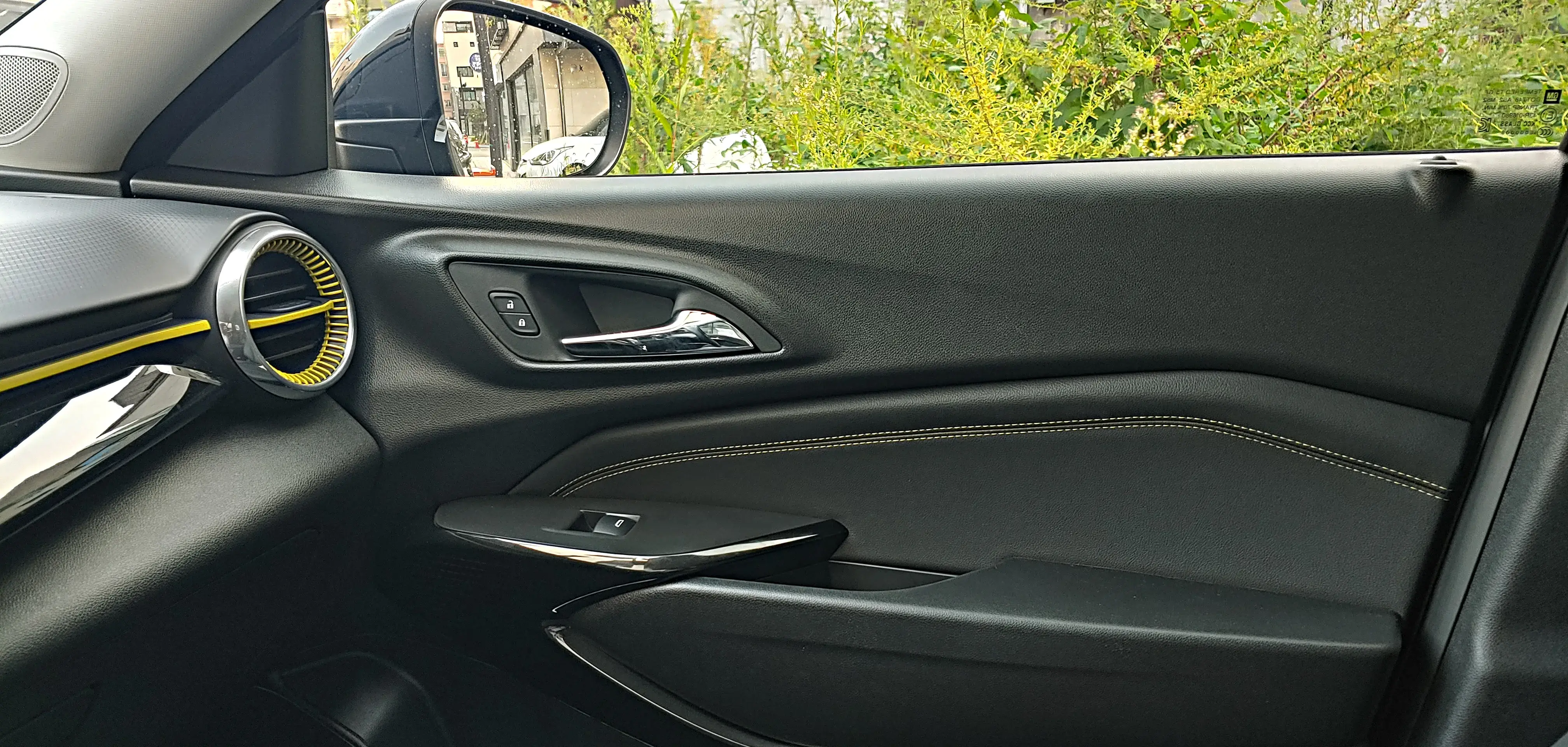 쉐보레 트랙스 크로스오버 내부 및 인테리어