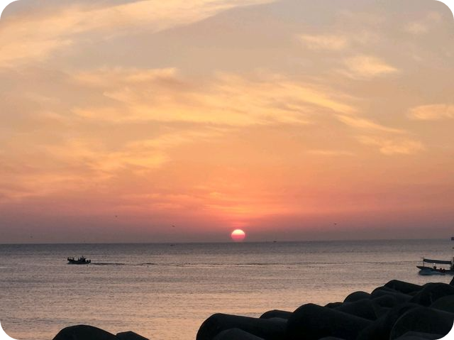 강원도 강릉 안목해변 새해 일출 해돋이 명소/출처: 트립닷컴