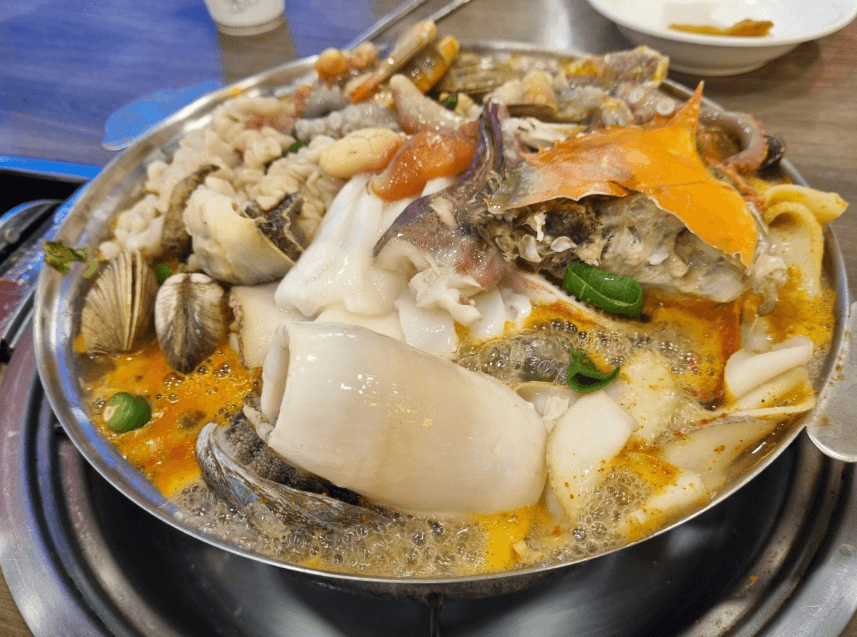 생생정보통 27년 전통 해물탕 인천 부평 장사의 신