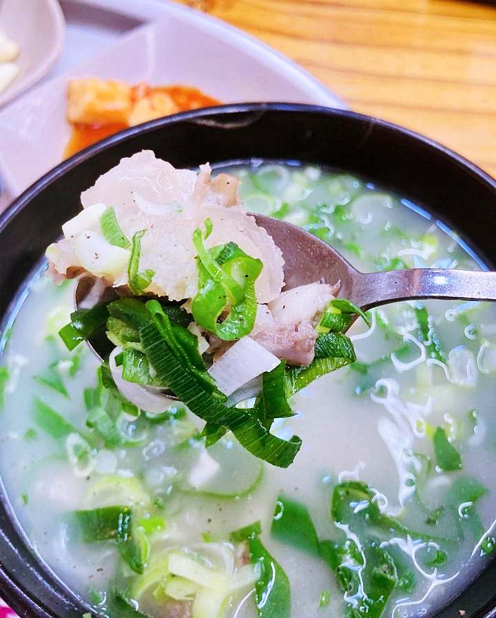 영천 식당 소머리곰탕 37년 전통 노포 곰탕 수육 엄마는 슈퍼우먼 맛집 추천