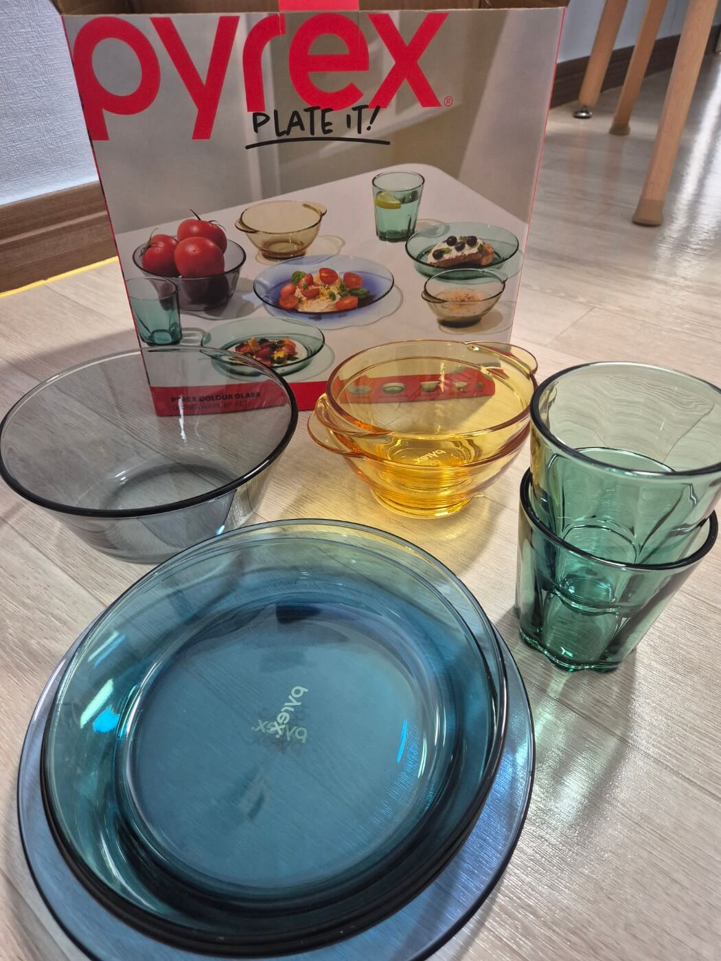 파이렉스 컬러글라스 그릇세트