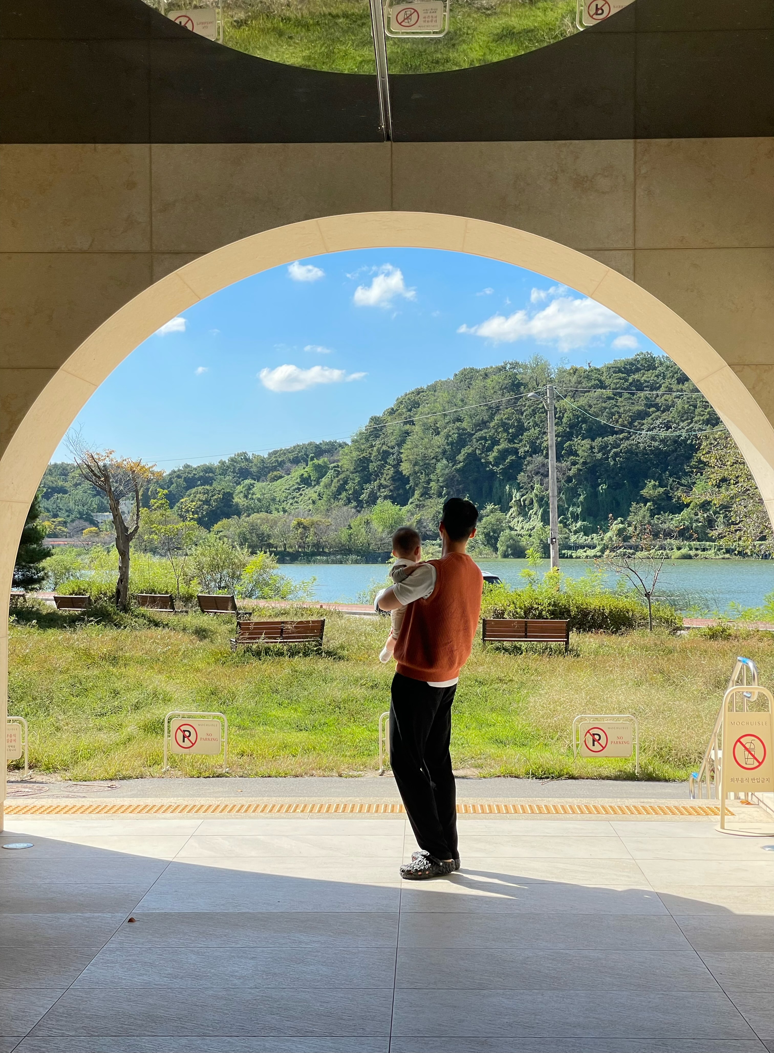 파주 공릉저수지 대형카페 모쿠슈라 프렌치카페