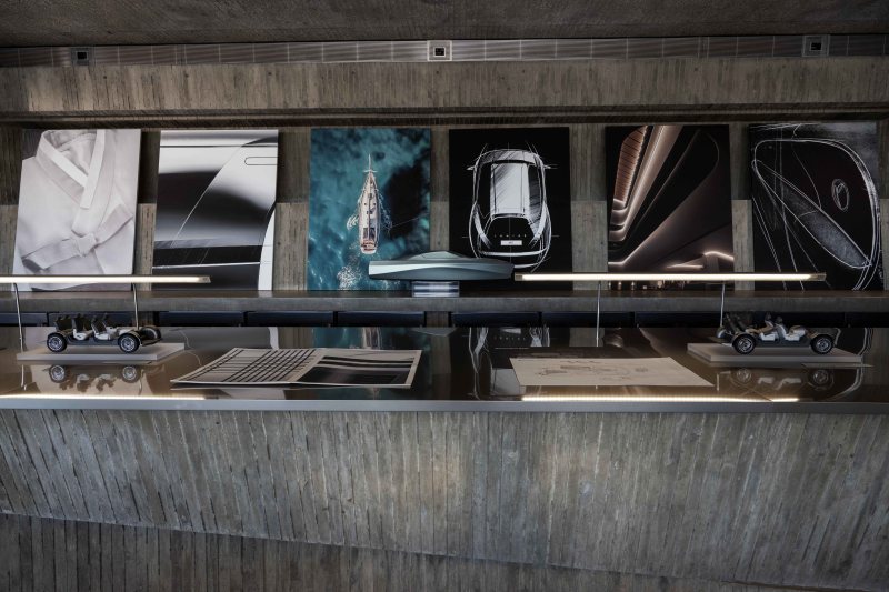 아이오닉 9의 디자인과 공간성에 대한 개발 과정을 담은 전시물들