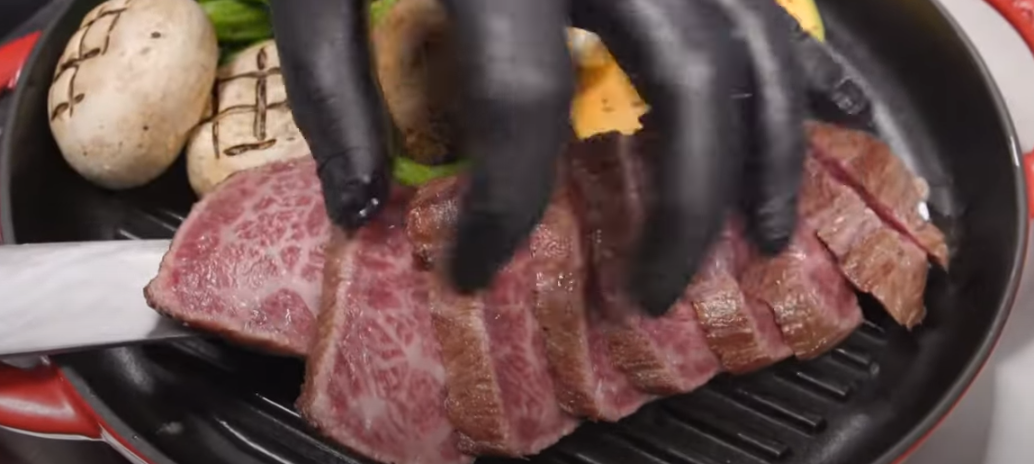 미운우리새끼 배성재 털곰팡이 스테이크 식당