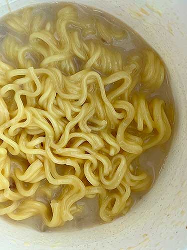 오뚜기 양송이 스프라면 빵 찍어먹자