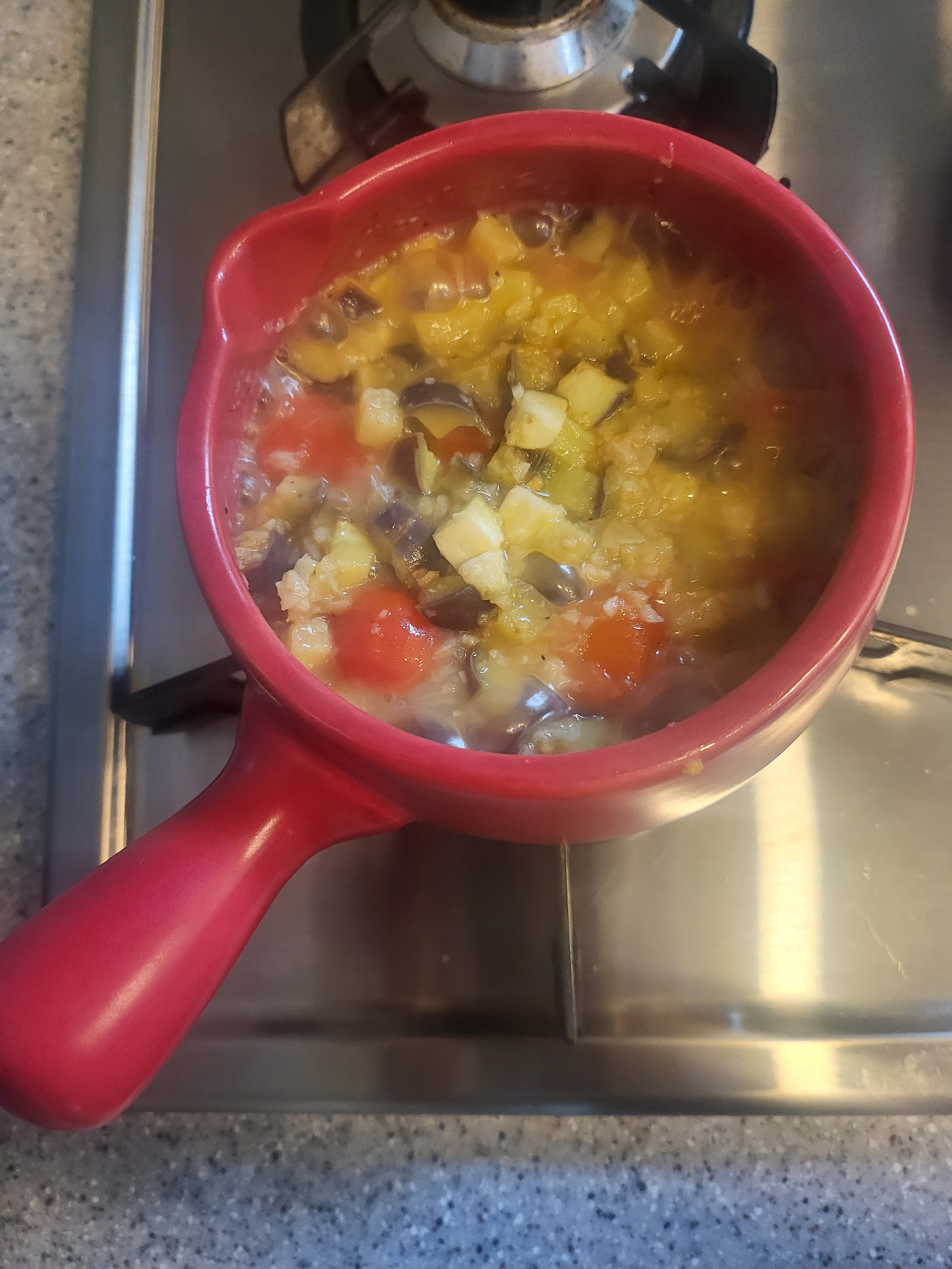 가지 넣고 5분간 끓이기