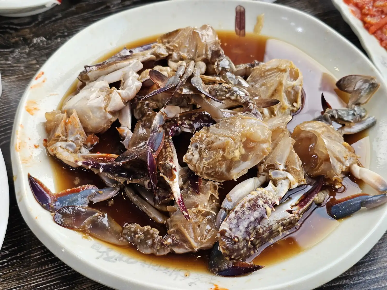 리필된 간장게장