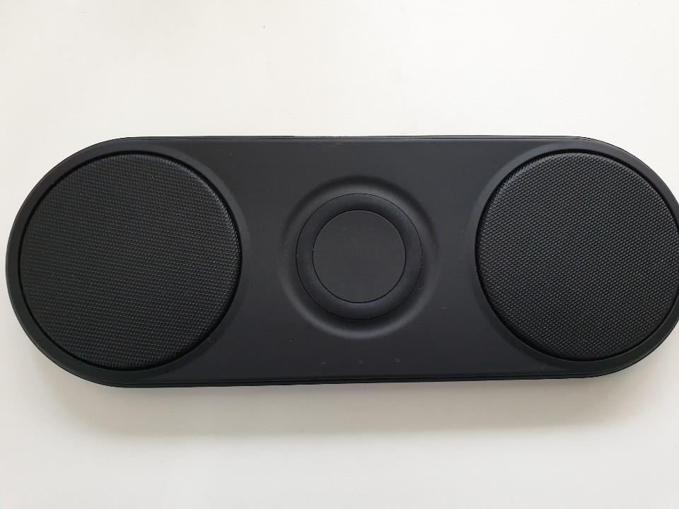 CAROTA 3-in-1 무선 충전패드 상단 모습