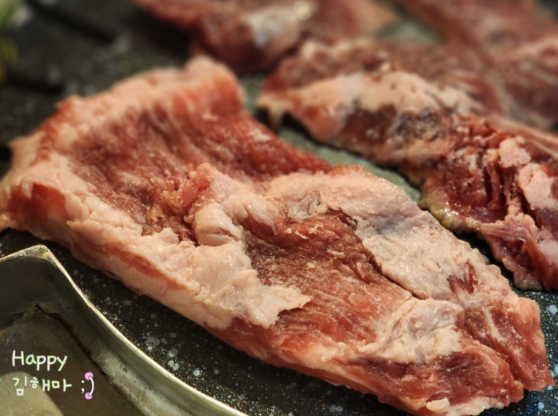 운정 이베리코 삼겹맛집 육회품은돼지