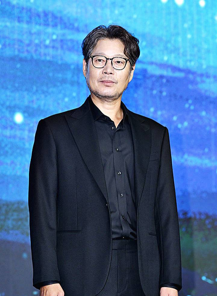 유재명