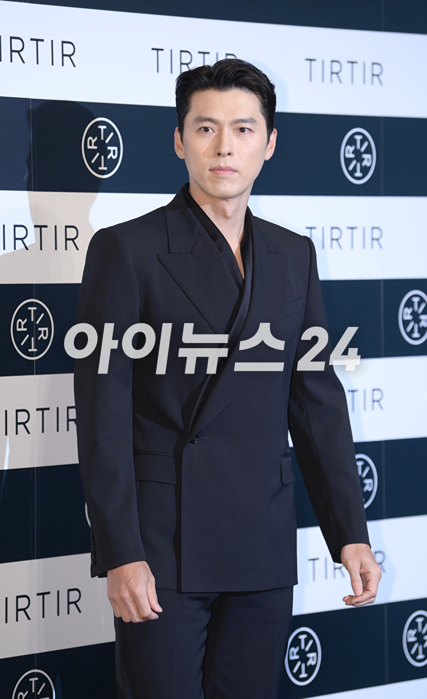 배우 현빈이 30일 오후 서울 중구 반얀트리 클럽&스파 서울에서 열린 티르티르 글로벌 킥오프 행사에 참석하고 있다. [사진=정소희 기자]