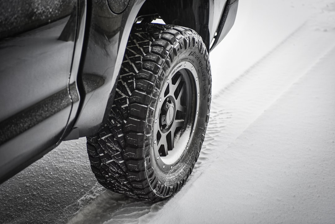 Snow tire