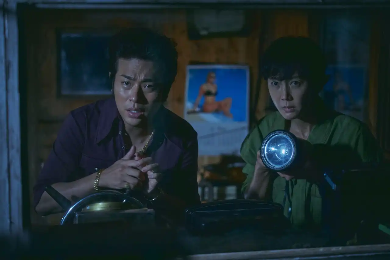 영화 밀수 장도리와 염정아