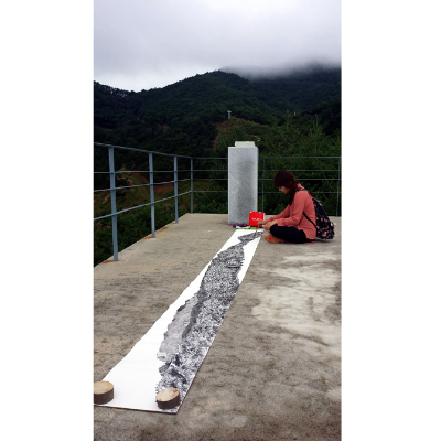 자연과 하나되는 물아일체의 세계를 담아내는 작가: 권소영