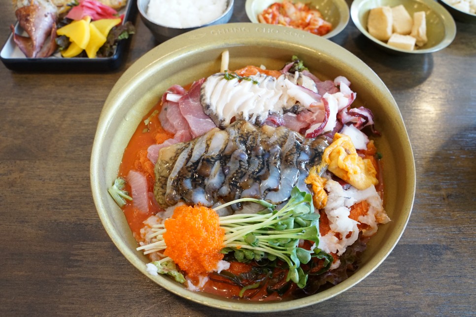 속초 물회 맛집 청초수물회