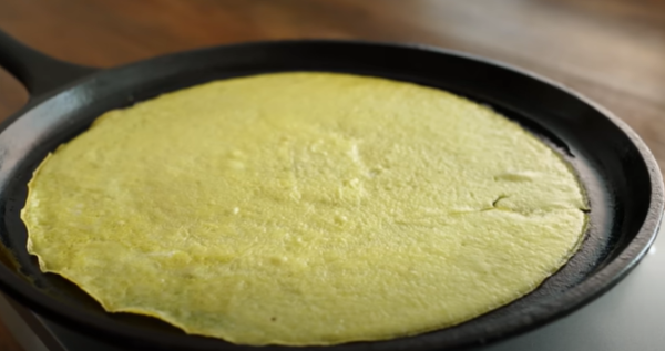 계란 지단이 다 구워졌습니다 