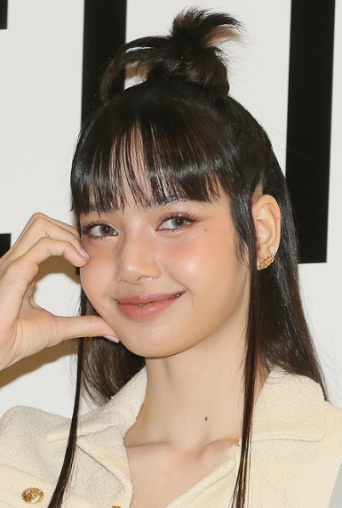 리사 팝업스토어 장소 신곡 락스타 반응