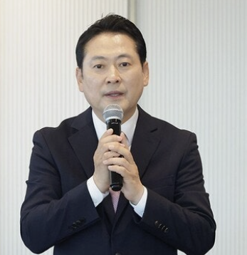 장동혁 국회의원 프로필 장동혁 아파트 4채 논란 지지율 부인 종교 한동훈 