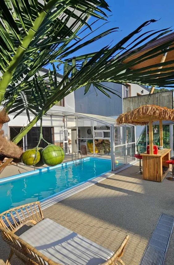 st7811축구장풀빌라