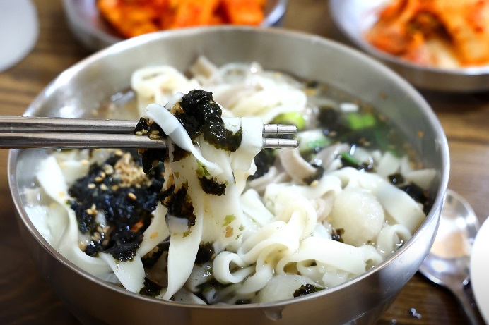 감자옹심이칼국수