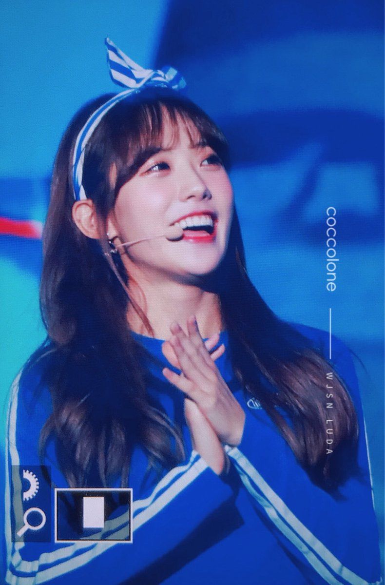우주소녀 루다 인스타그램 사진 몸매