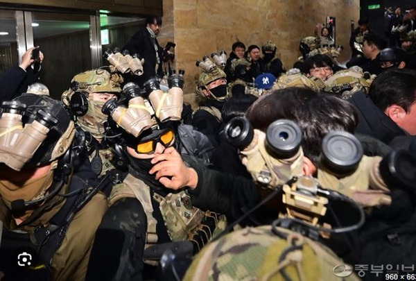 계엄법 개정안 배경