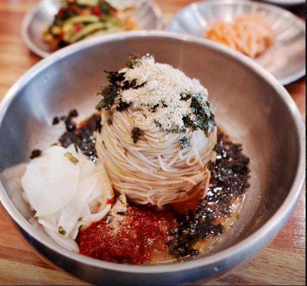 생생정보 들기름막국수 돼지갈비 위치