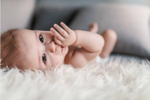 baby hands in mouth