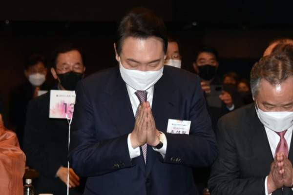 건진법사 산채로 소가죽 일광조계종